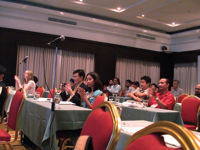 http://www.spdp.jp/special/library/aszwm2012/DSCN1711.JPG